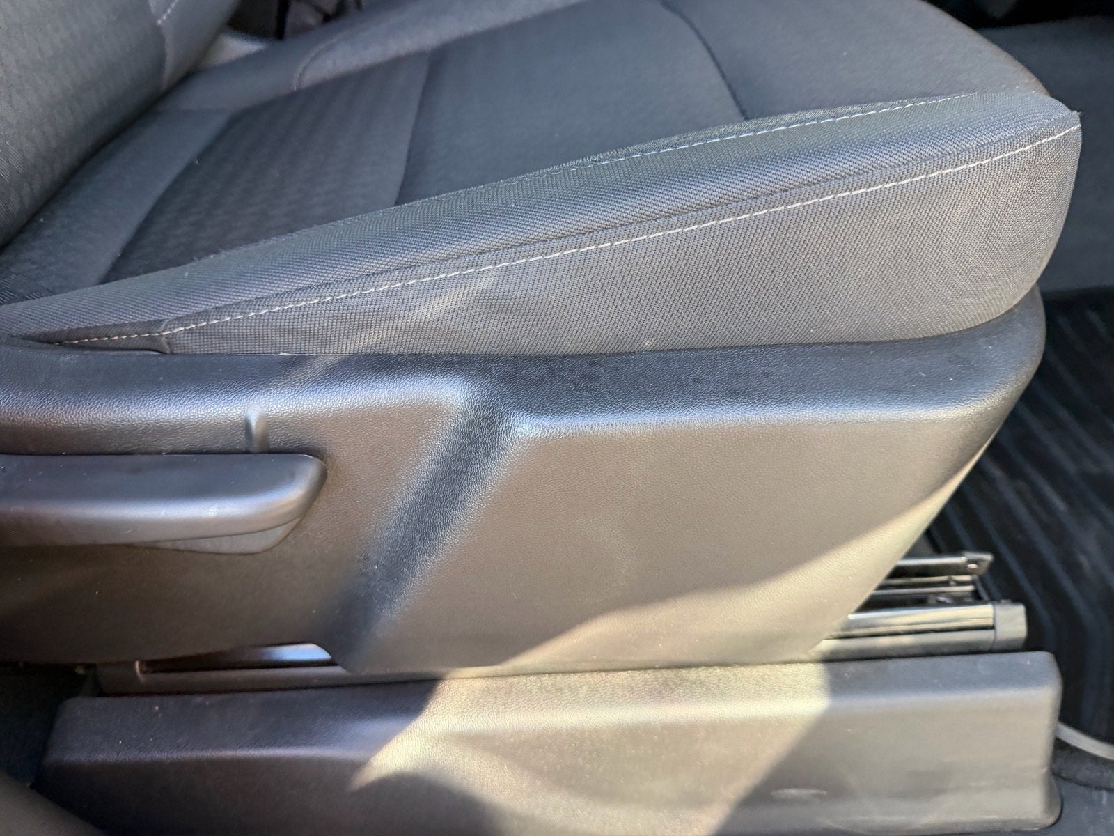 2025 GMC Sierra 1500 SLE