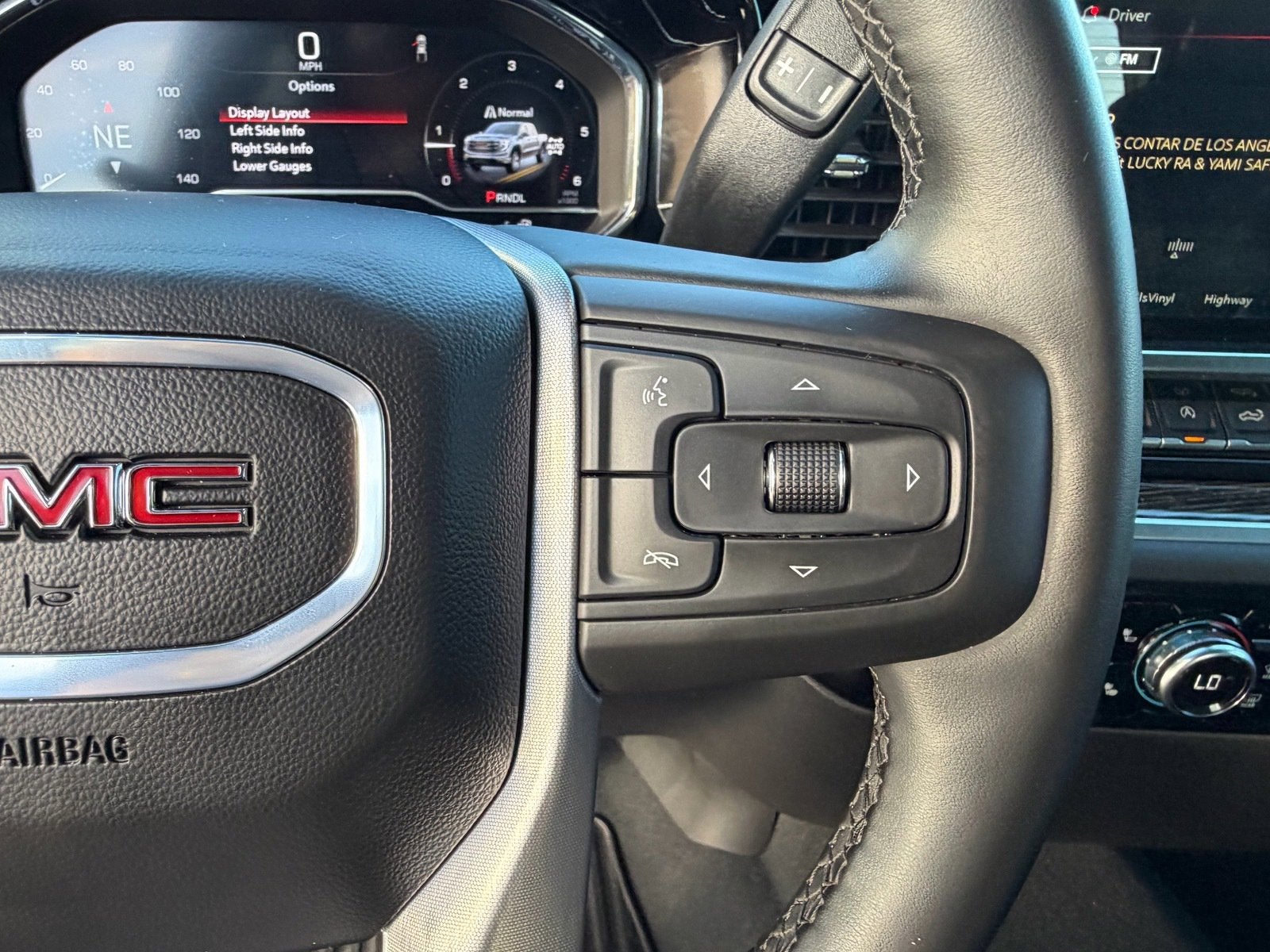 2025 GMC Sierra 1500 SLE