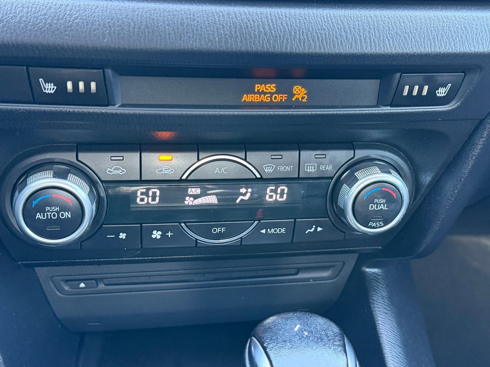 2015 Mazda Mazda3 i Grand Touring