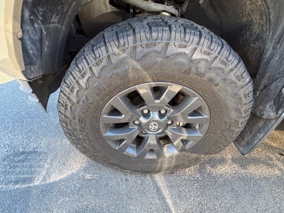 2020 Toyota Tacoma 2WD SR5