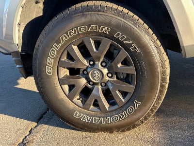 2022 Toyota Tacoma 2WD Base