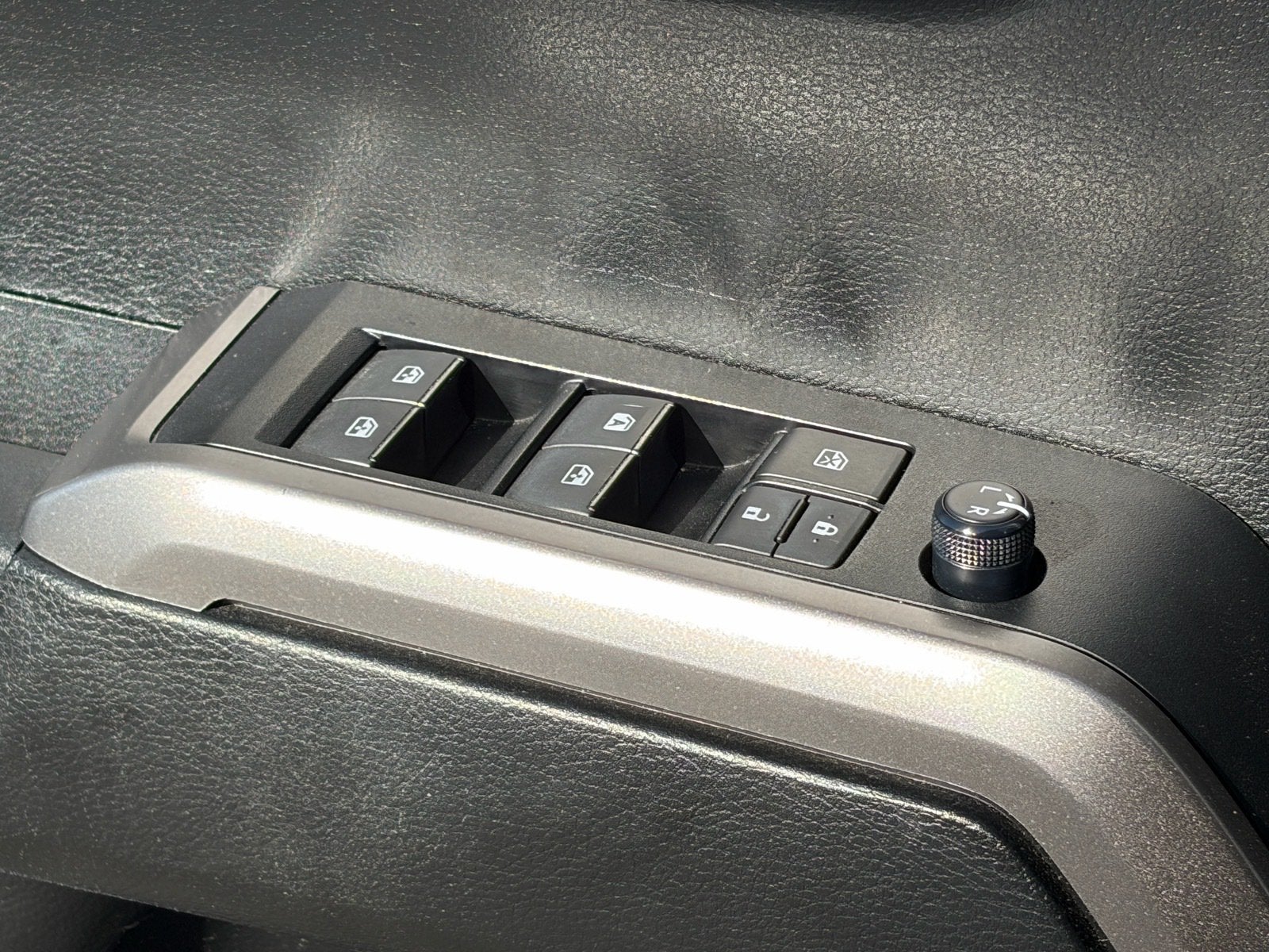 2021 Toyota Tacoma 2WD SR5