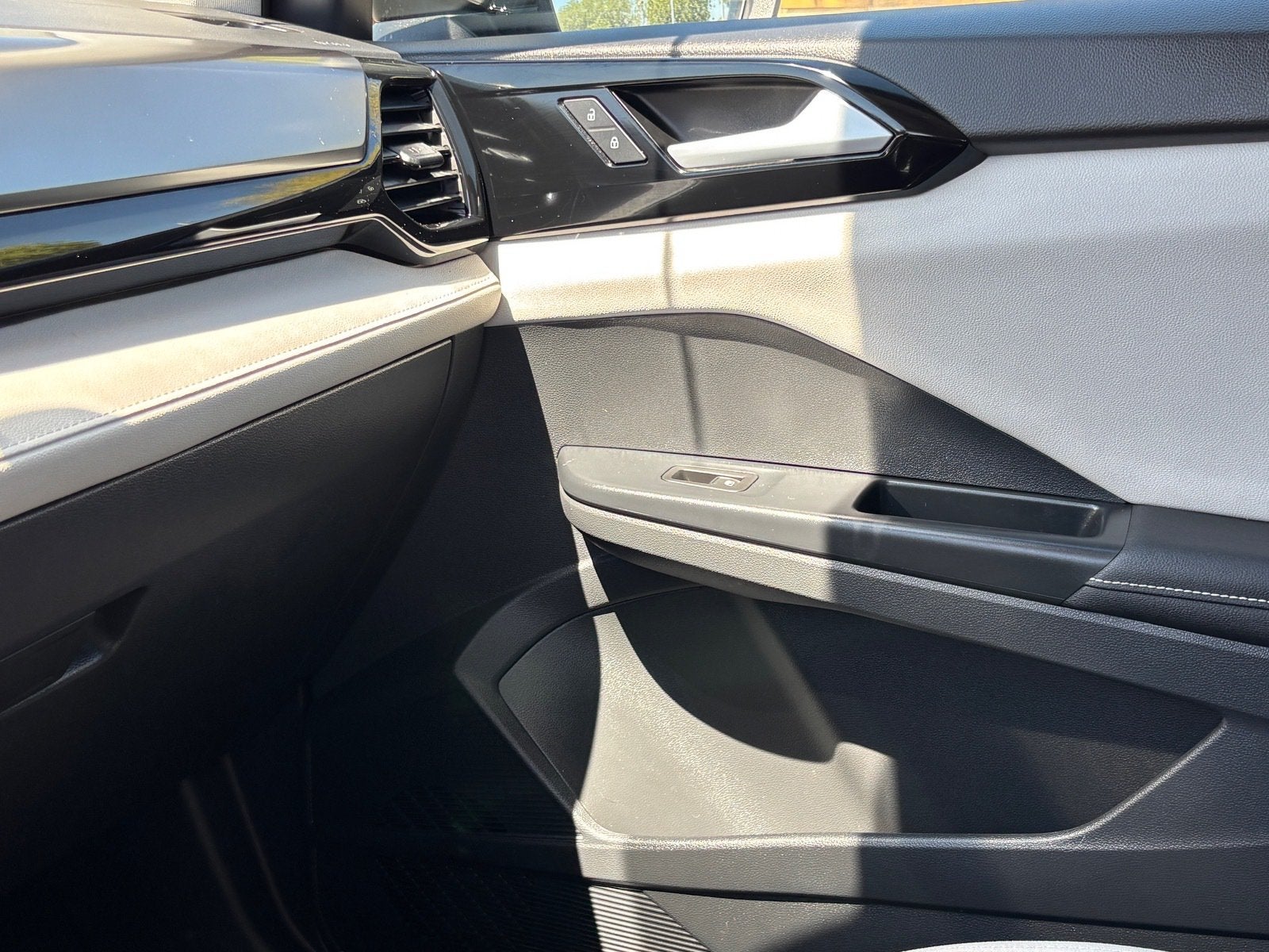 2025 Volkswagen Taos S