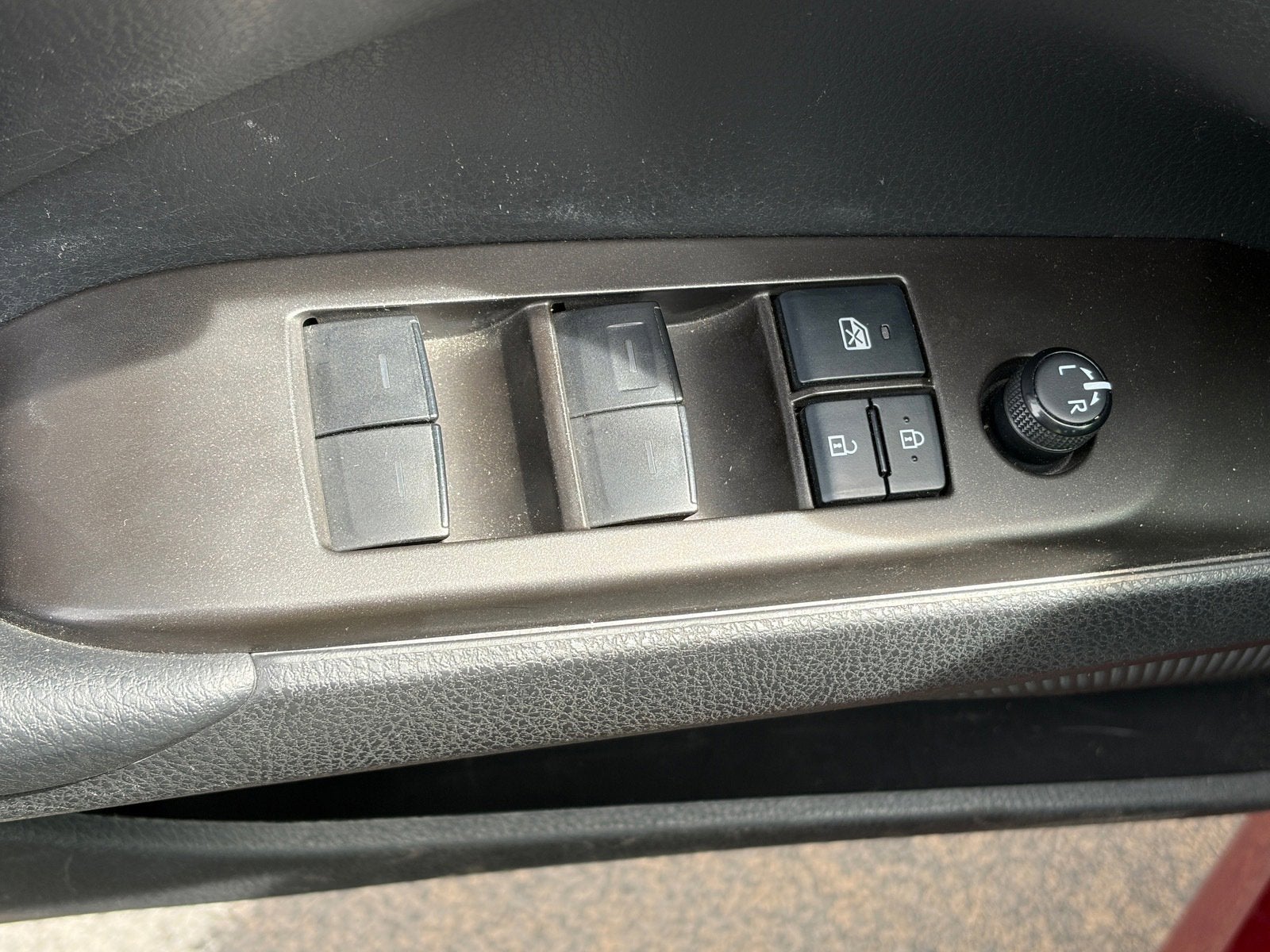 2021 Toyota Camry Hybrid LE