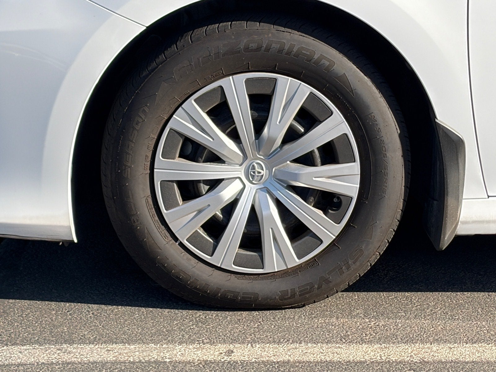 2021 Toyota Camry Hybrid LE