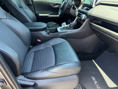 2021 Toyota RAV4 Hybrid XSE