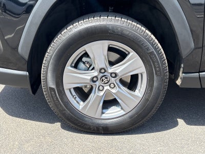 2023 Toyota RAV4 Hybrid LE