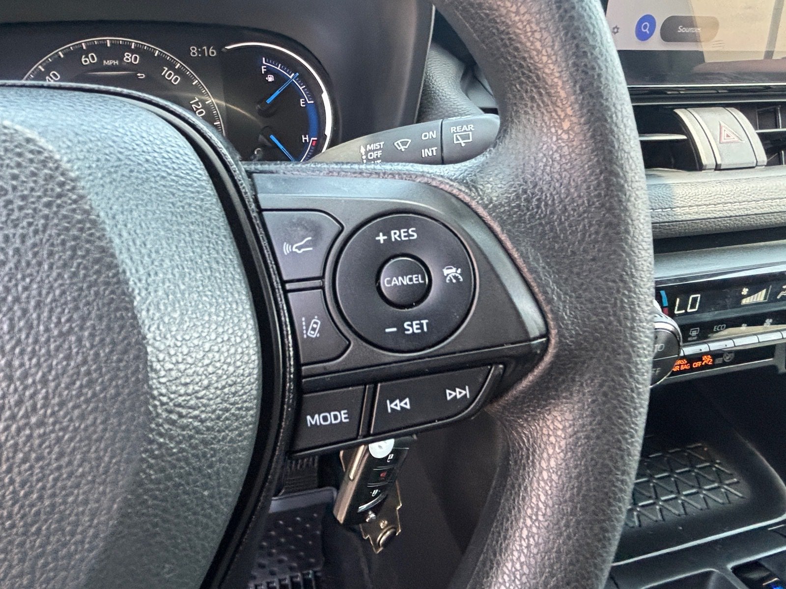 2023 Toyota RAV4 Hybrid LE