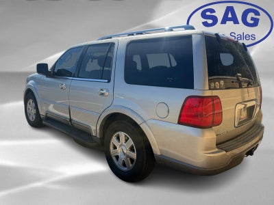 2004 Lincoln Navigator Base