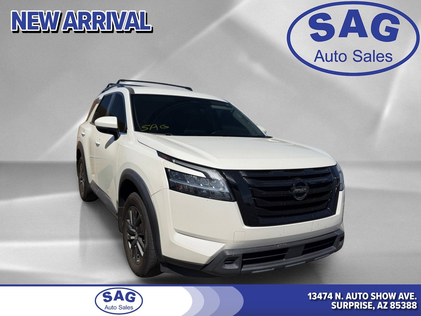 2022 Nissan Pathfinder SV