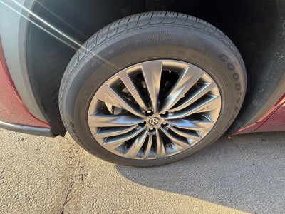 2020 Toyota Highlander Hybrid Platinum