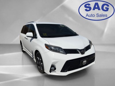 2020 Toyota Sienna SE