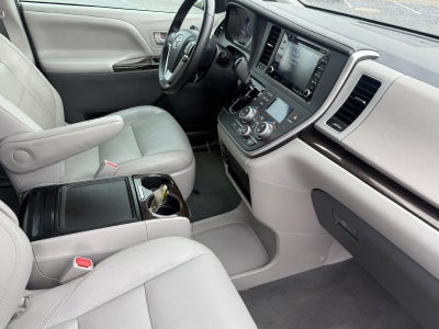 2020 Toyota Sienna Base