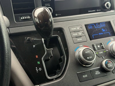 2020 Toyota Sienna Base