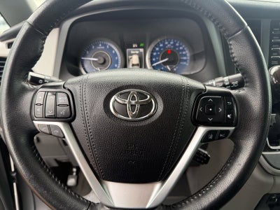 2020 Toyota Sienna Base