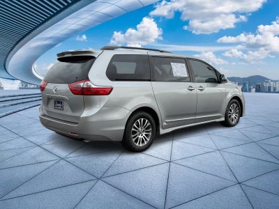 2020 Toyota Sienna Base