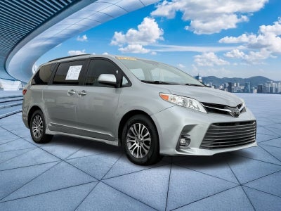 2020 Toyota Sienna Base