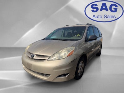 2007 Toyota Sienna Base