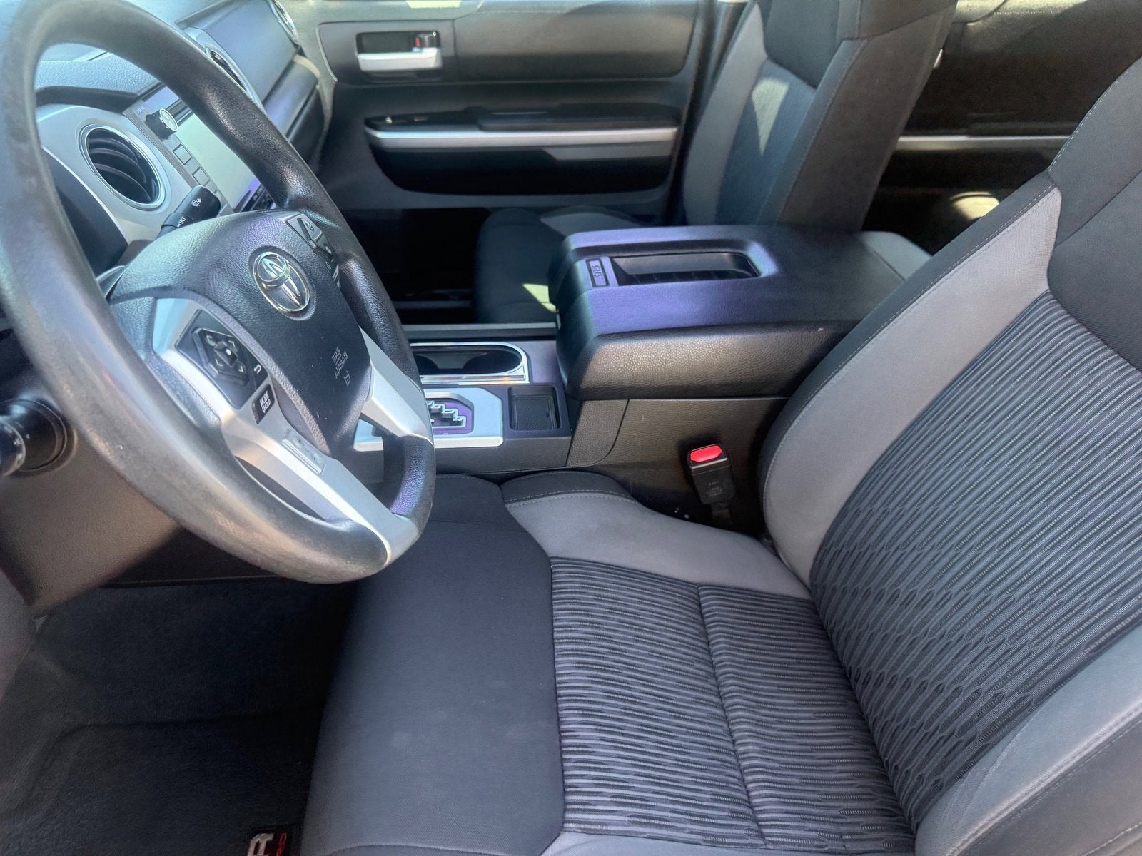 2015 Toyota Tundra 2WD Truck SR5