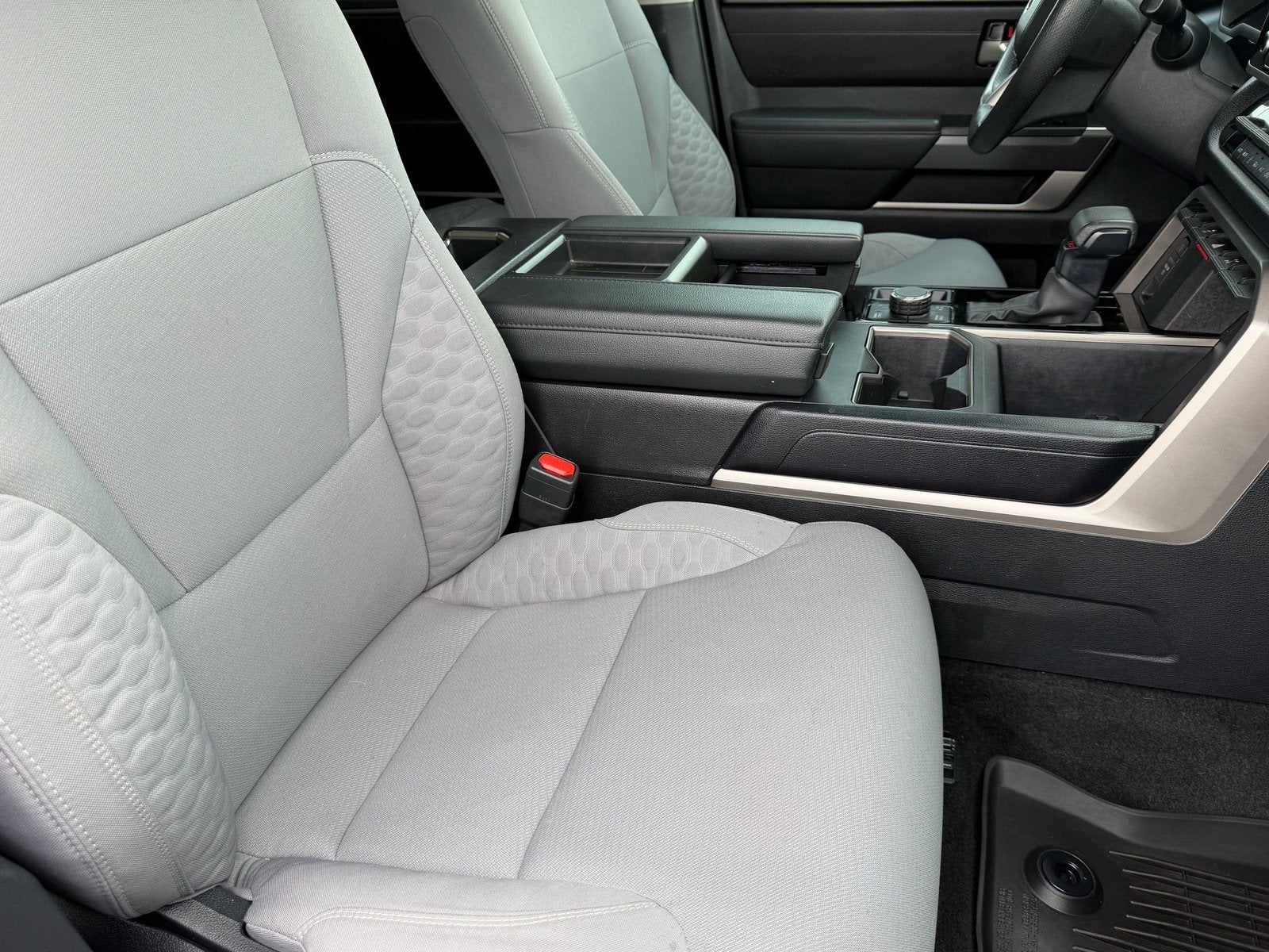 2023 Toyota Tundra 4WD SR5
