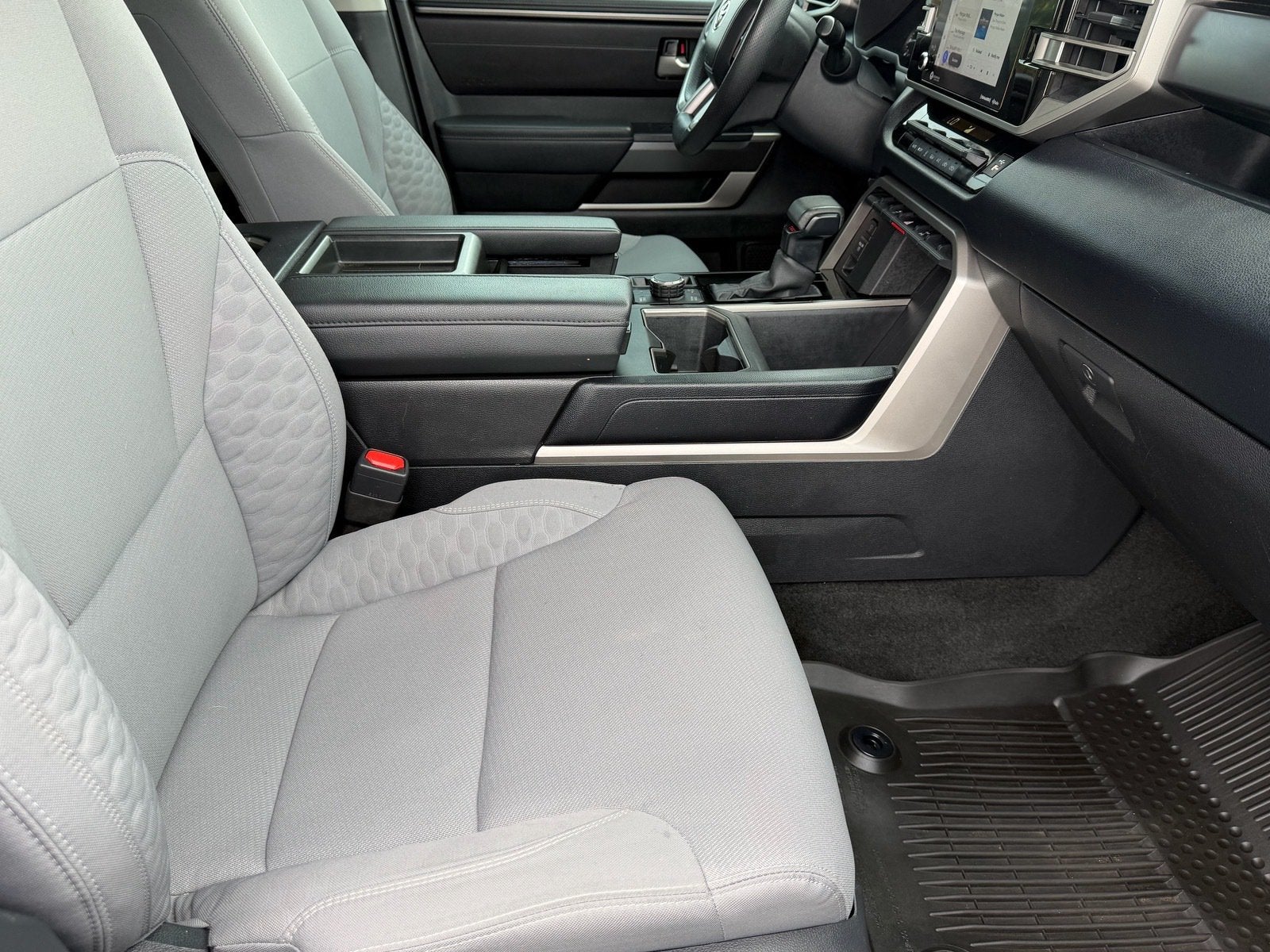 2023 Toyota Tundra 4WD SR5