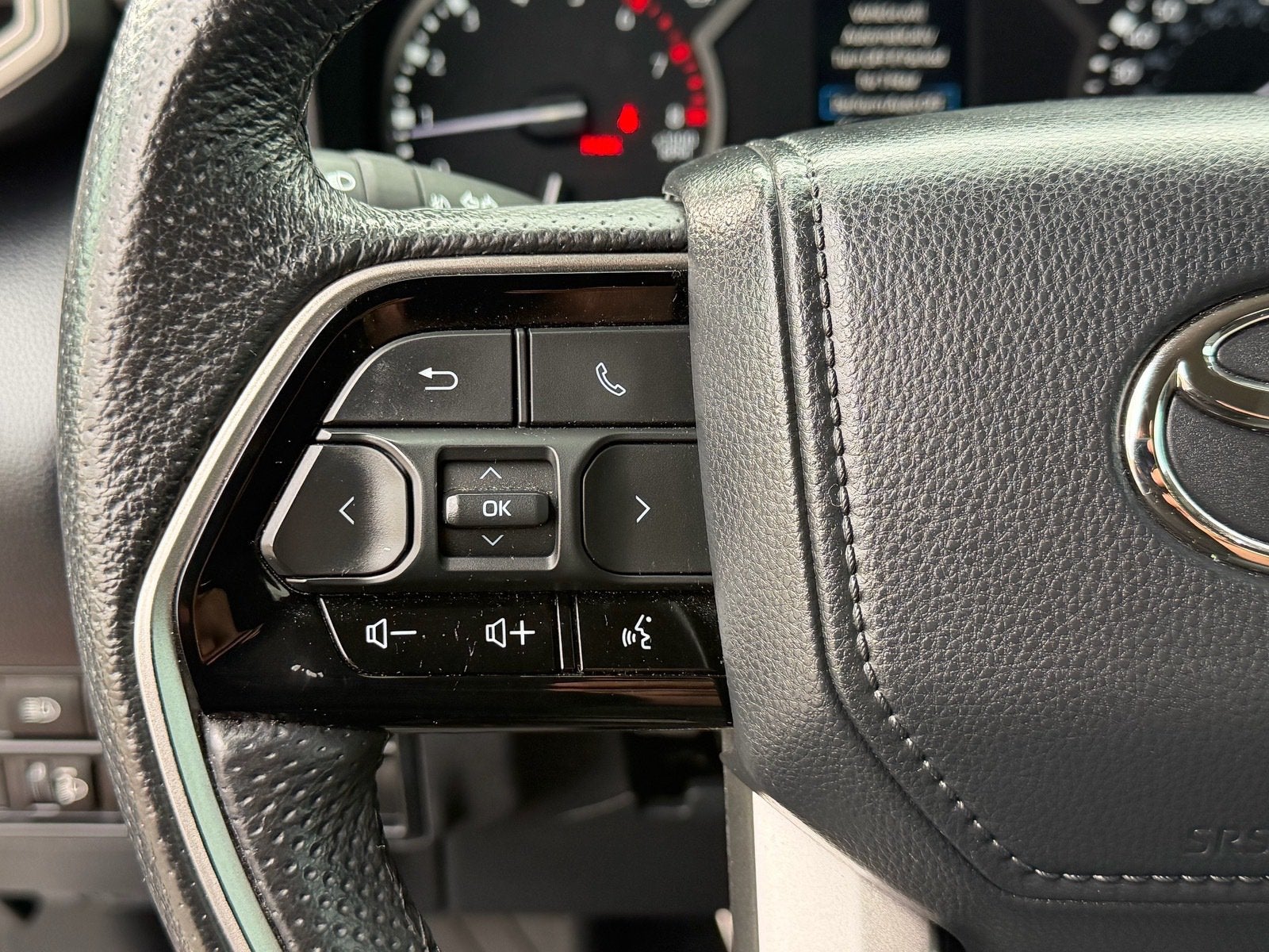 2023 Toyota Tundra 4WD SR5