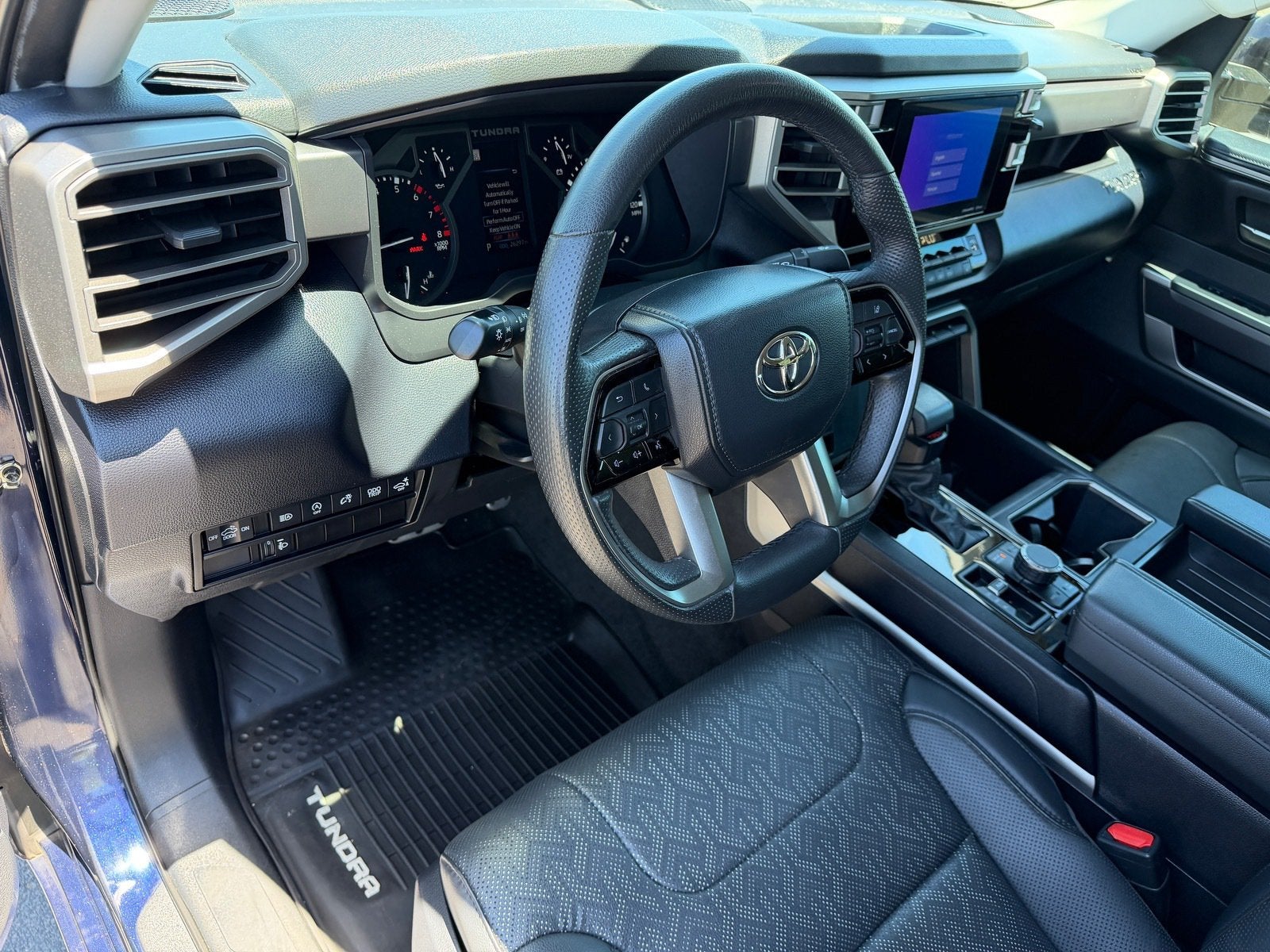 2023 Toyota Tundra 4WD SR5