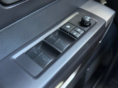 2023 Toyota Tundra 4WD SR5