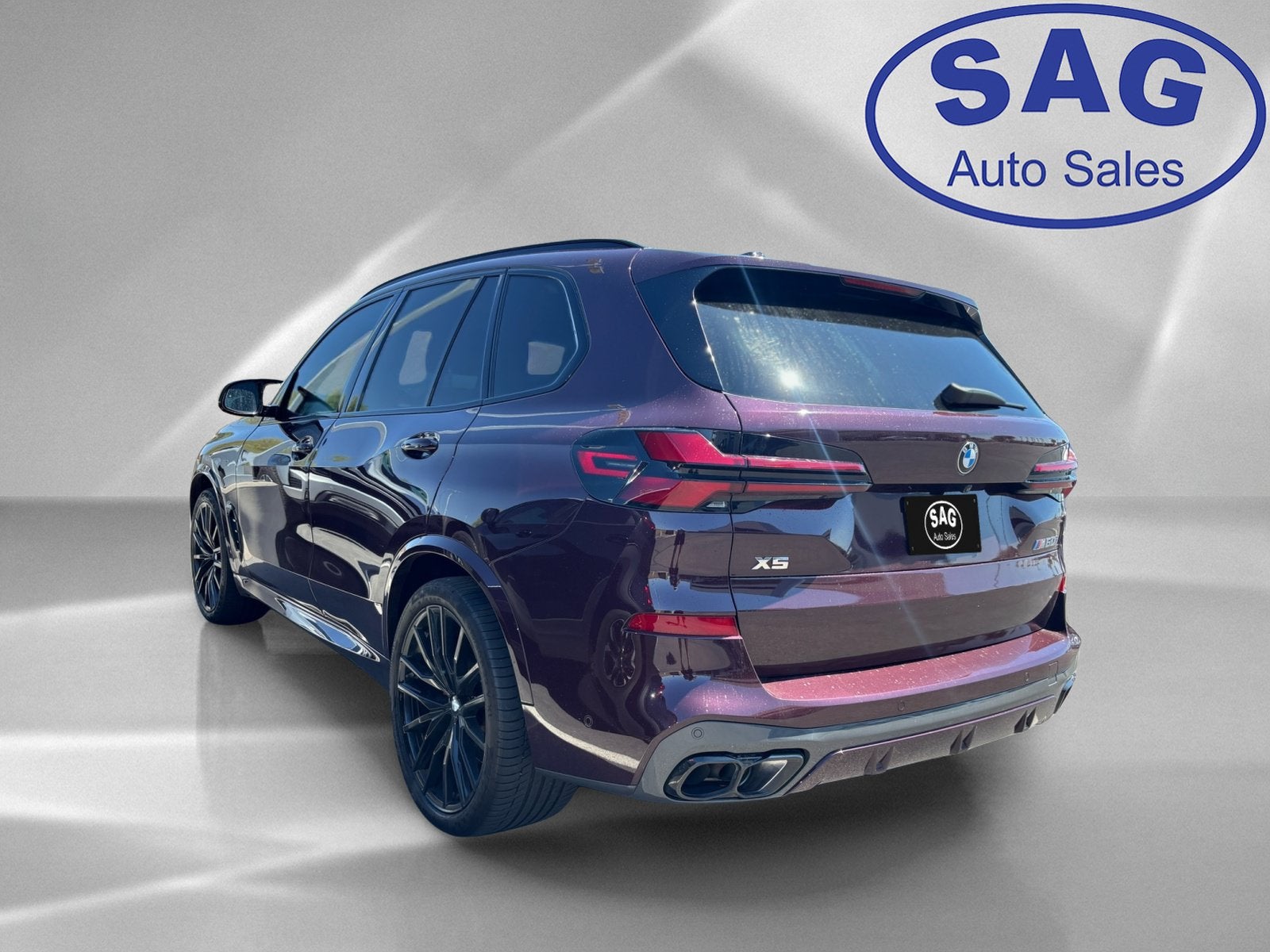 2024 BMW X5 M60i