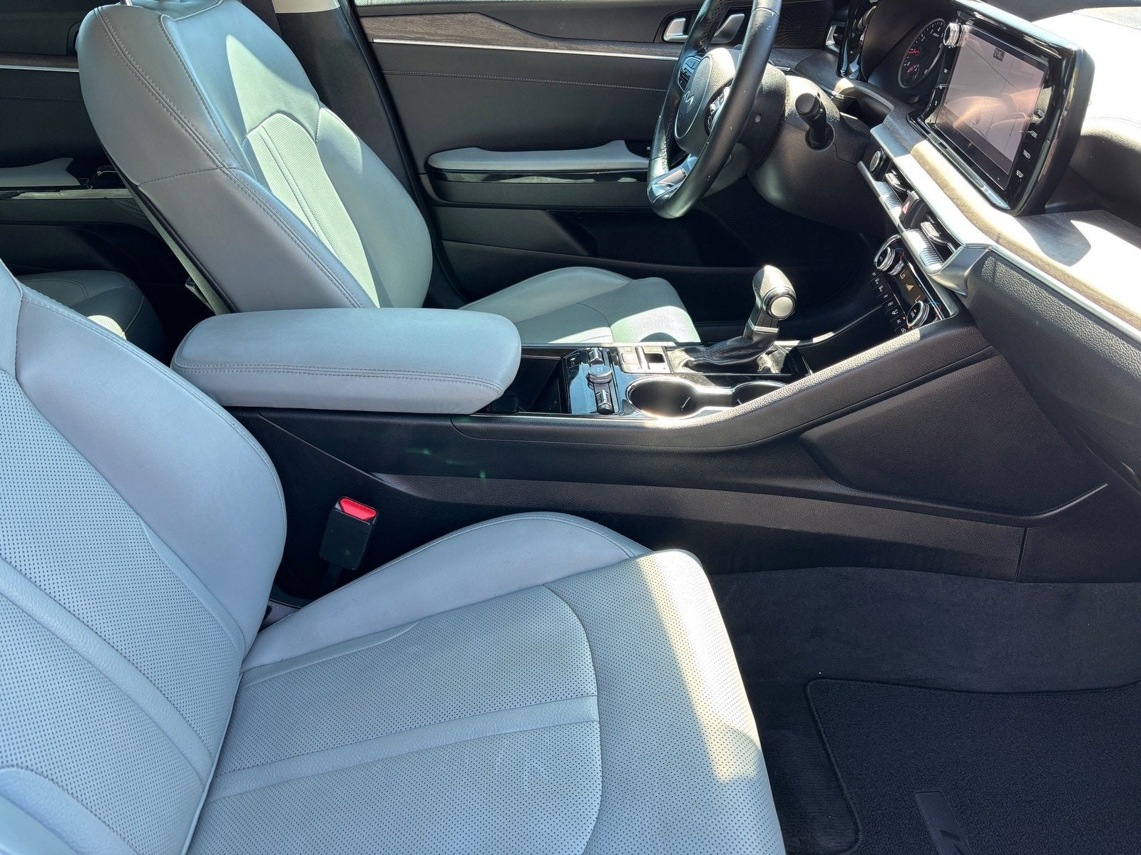 2022 Kia K5 EX