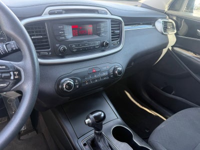 2017 Kia Sorento L