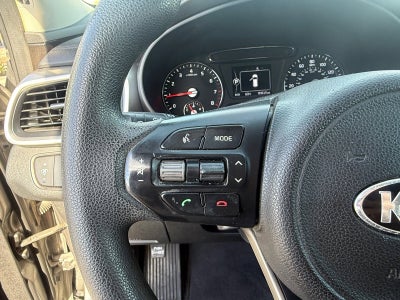 2017 Kia Sorento L