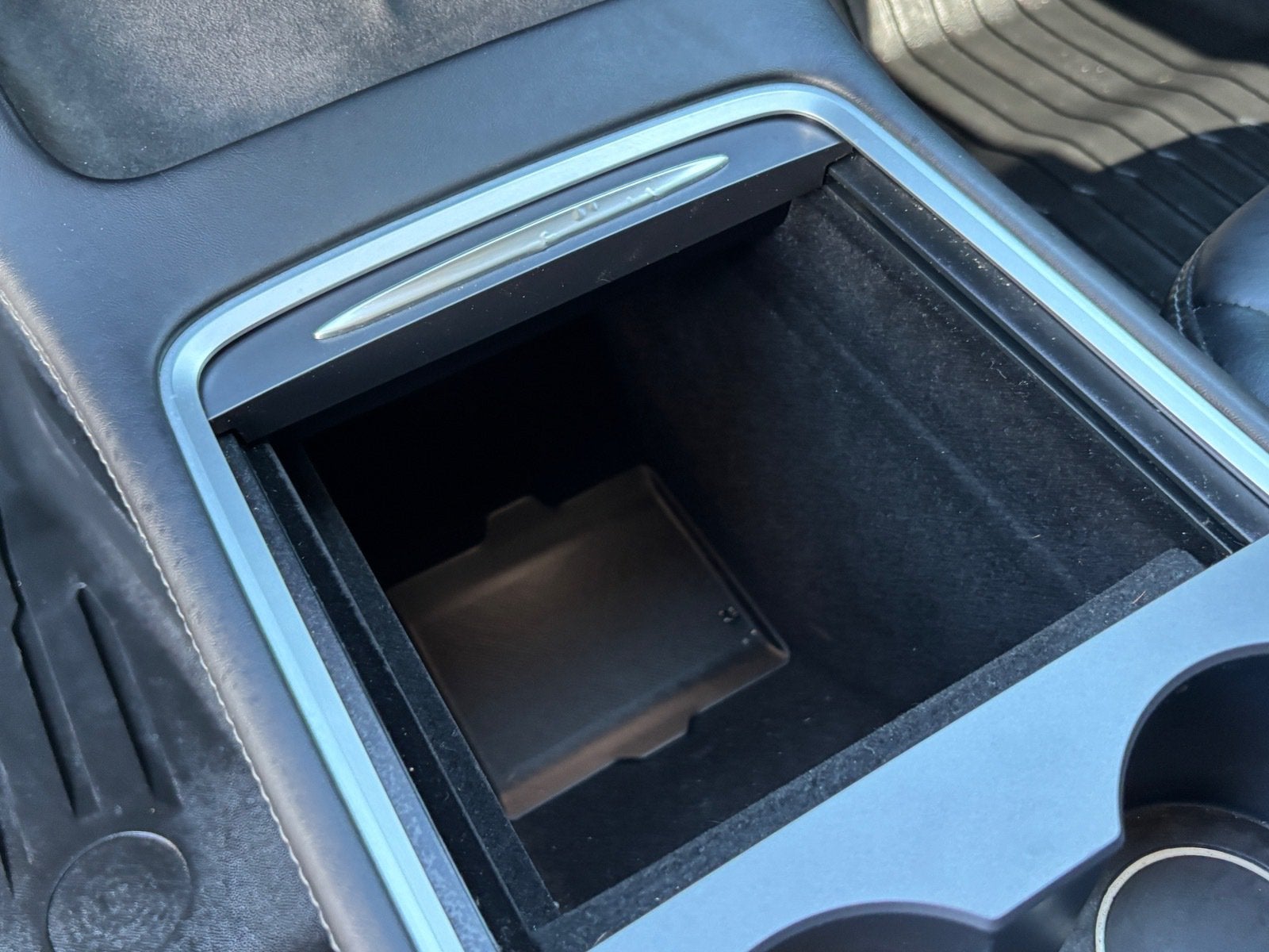 2022 Tesla Model 3 Base