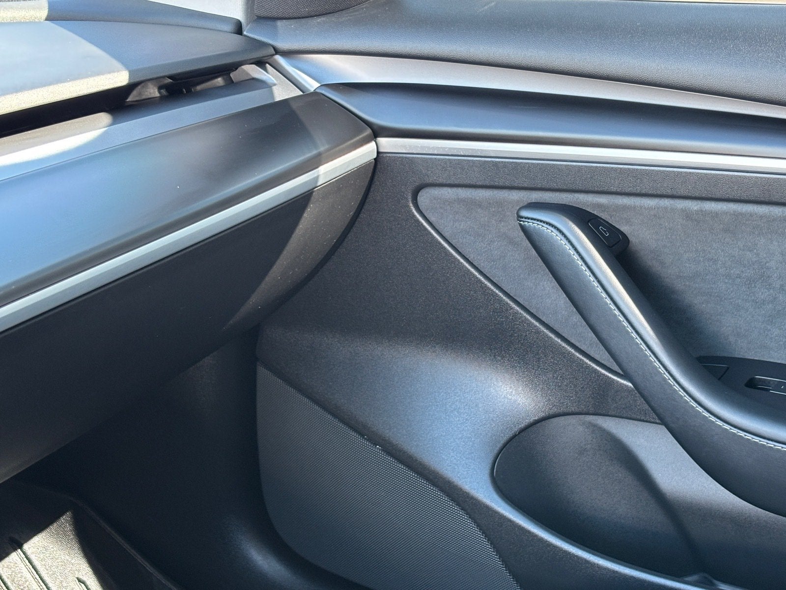 2022 Tesla Model 3 Base