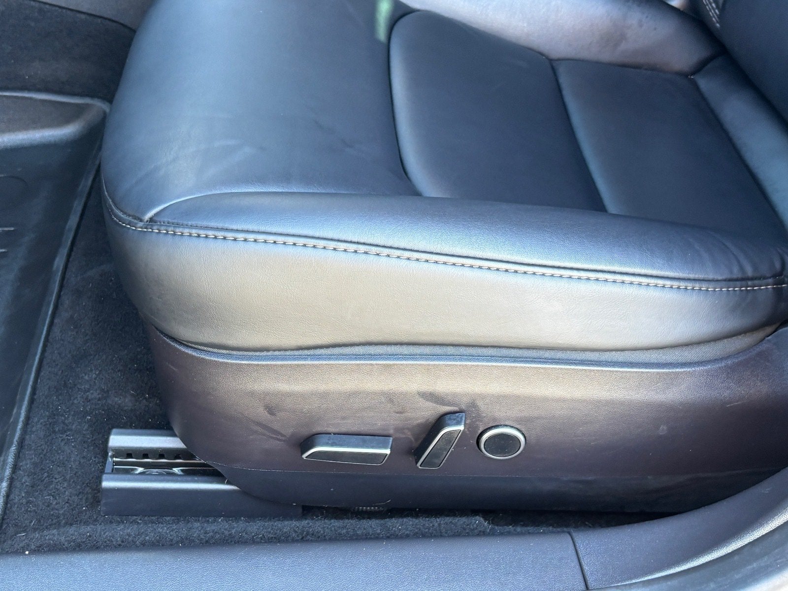 2022 Tesla Model 3 Base