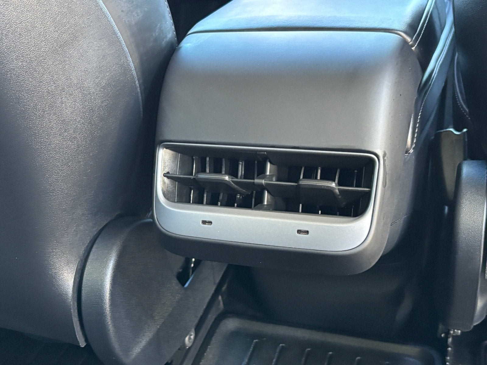 2022 Tesla Model 3 Base