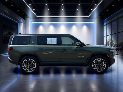 2026 Rivian R1S Base