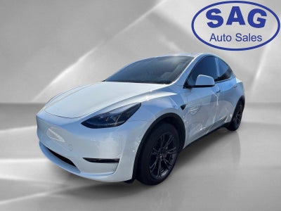 2024 Tesla Model Y Long Range