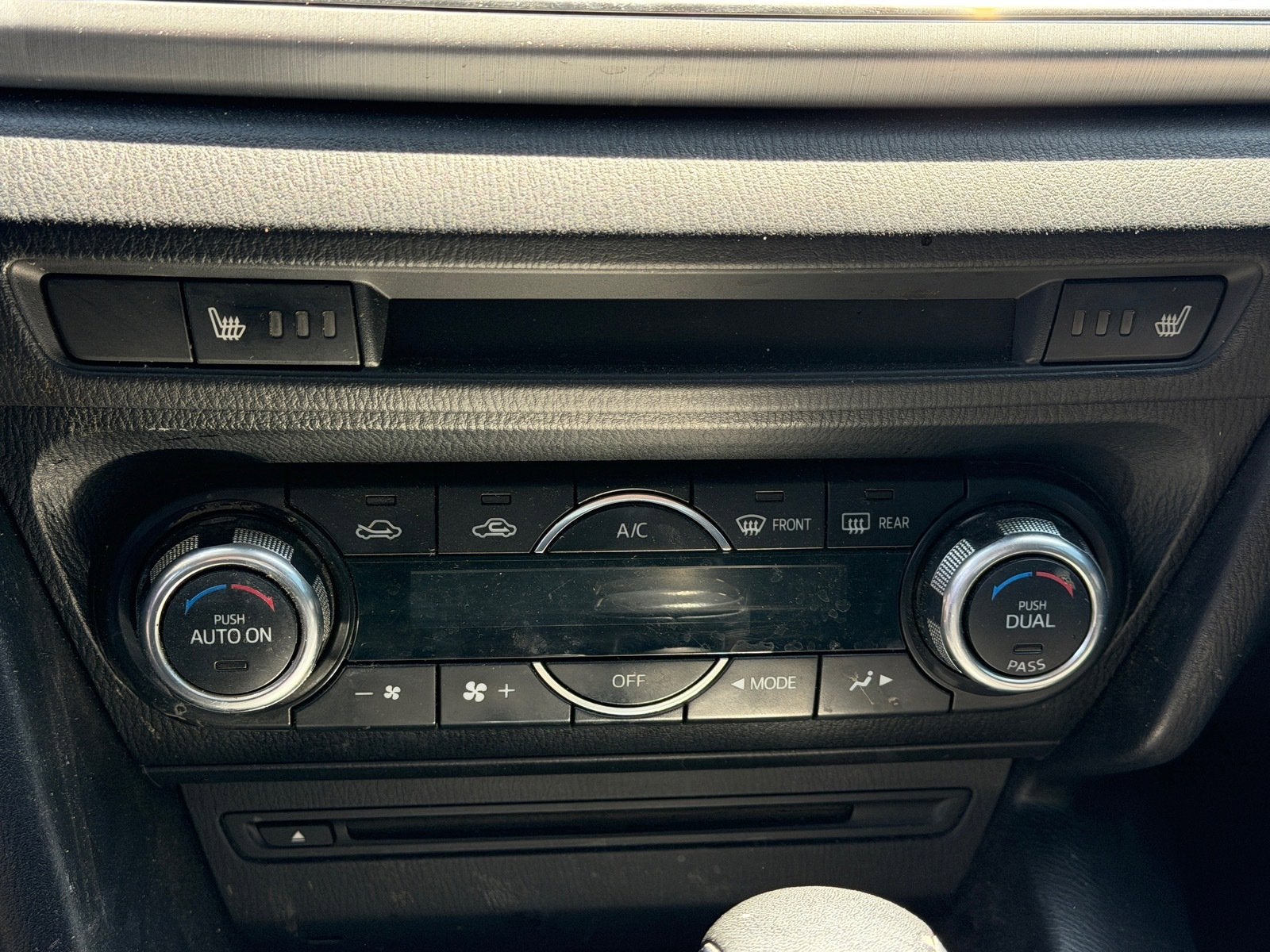 2014 Mazda Mazda3 s Grand Touring