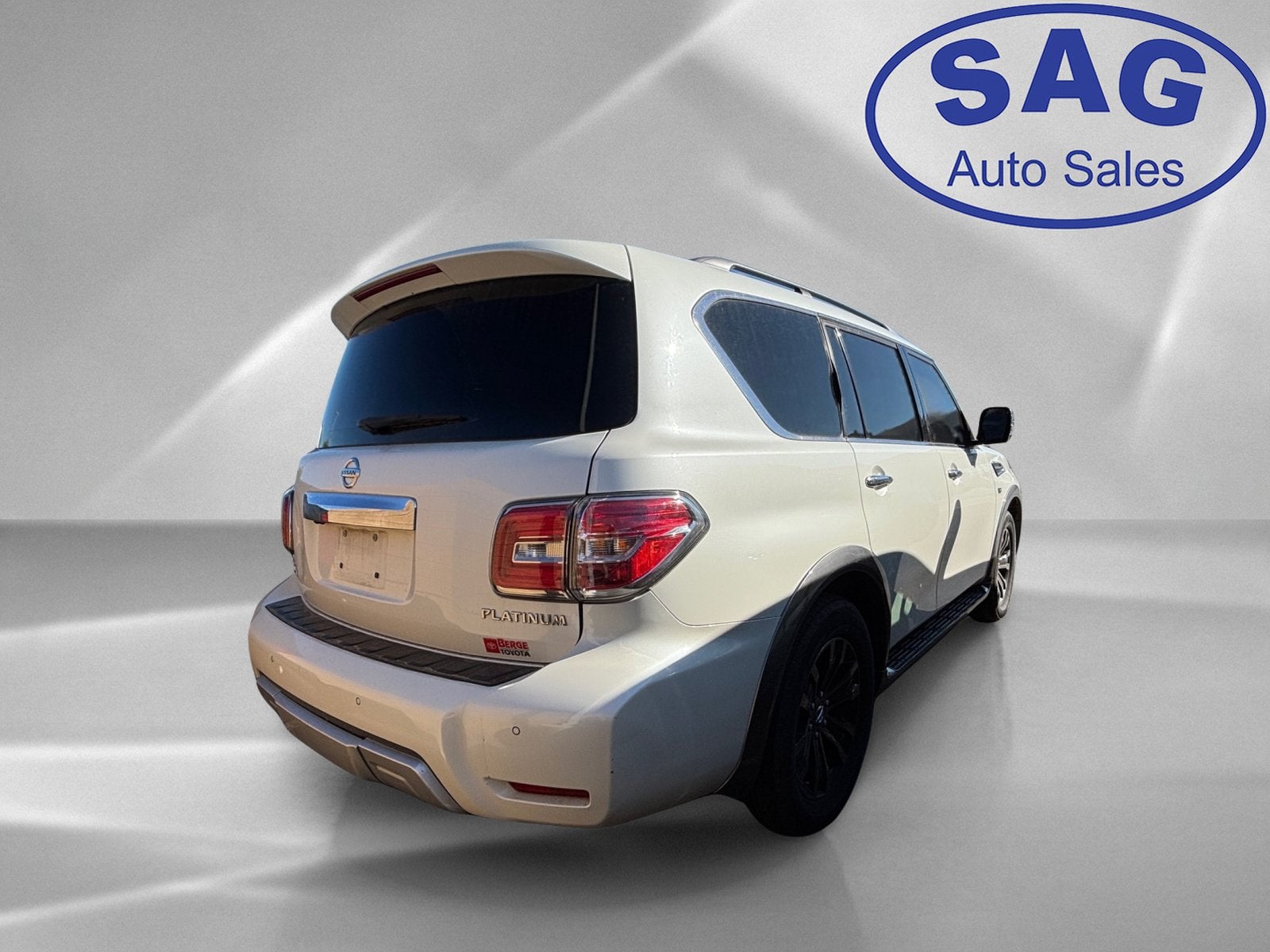 2017 Nissan Armada Platinum