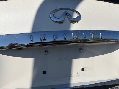 2015 INFINITI QX80 Base