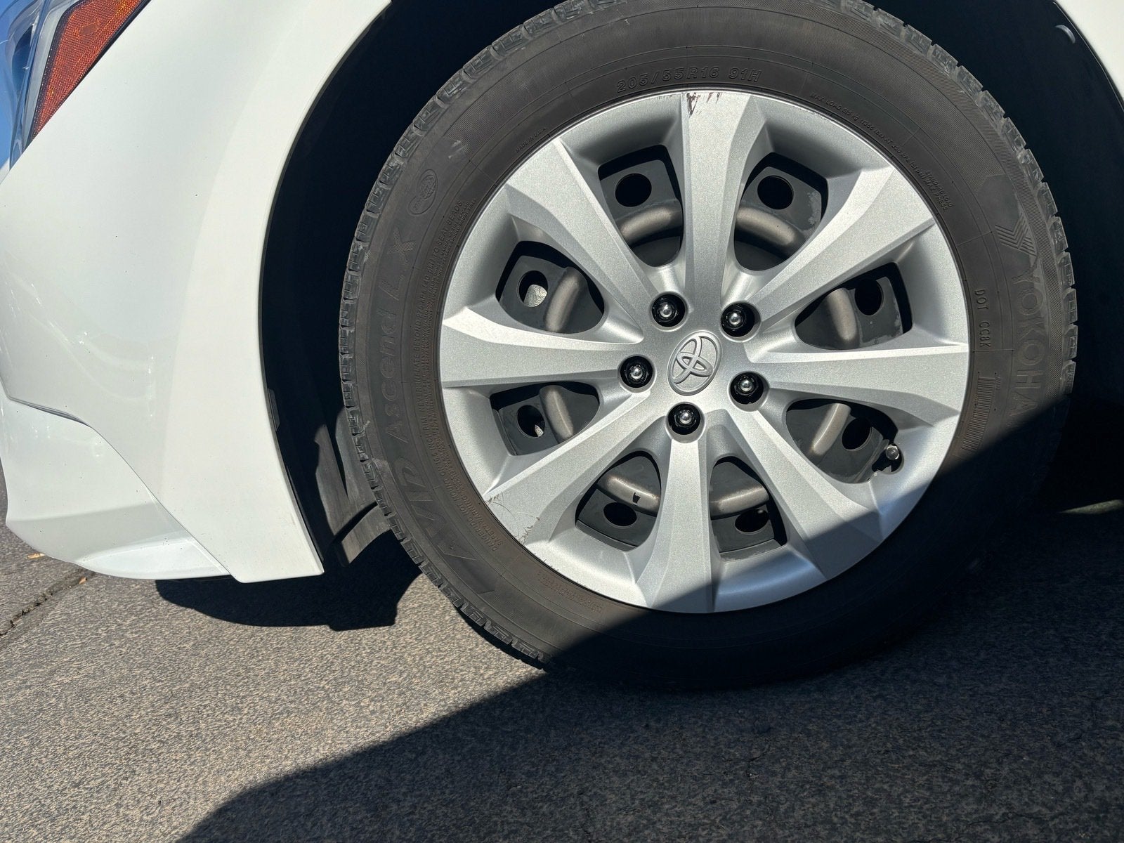 2023 Toyota Corolla Hybrid LE