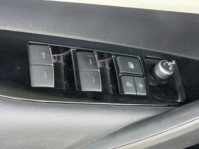 2020 Toyota Corolla Hatchback SE