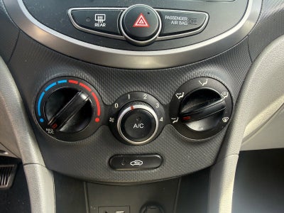 2016 Hyundai Accent SE