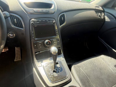 2011 Hyundai Genesis Coupe Track