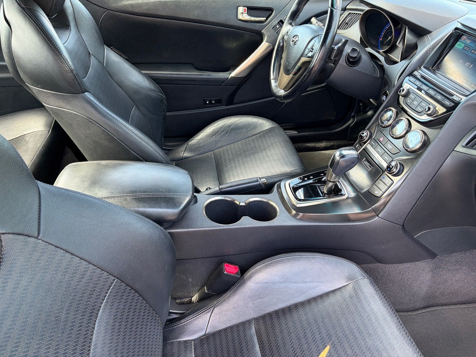2013 Hyundai Genesis Coupe 3.8 Grand Touring