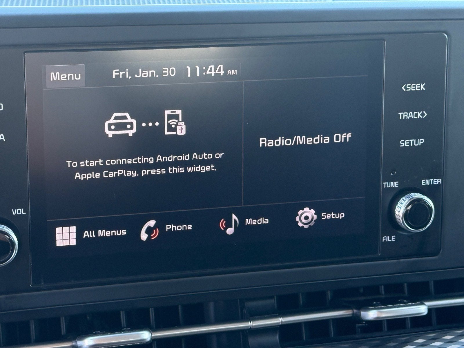 2024 Kia Carnival LX