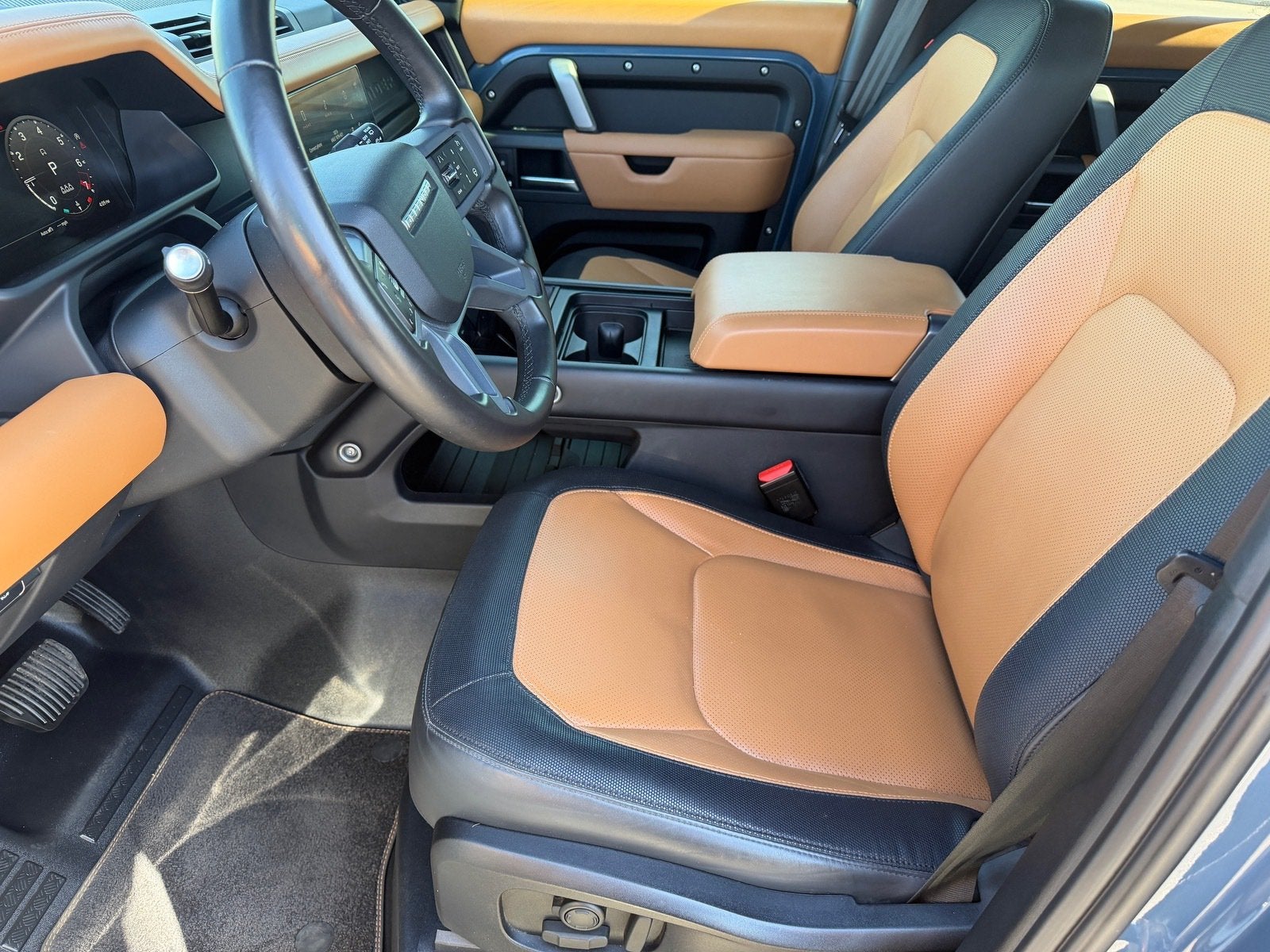 2024 Land Rover Defender X-Dynamic SE