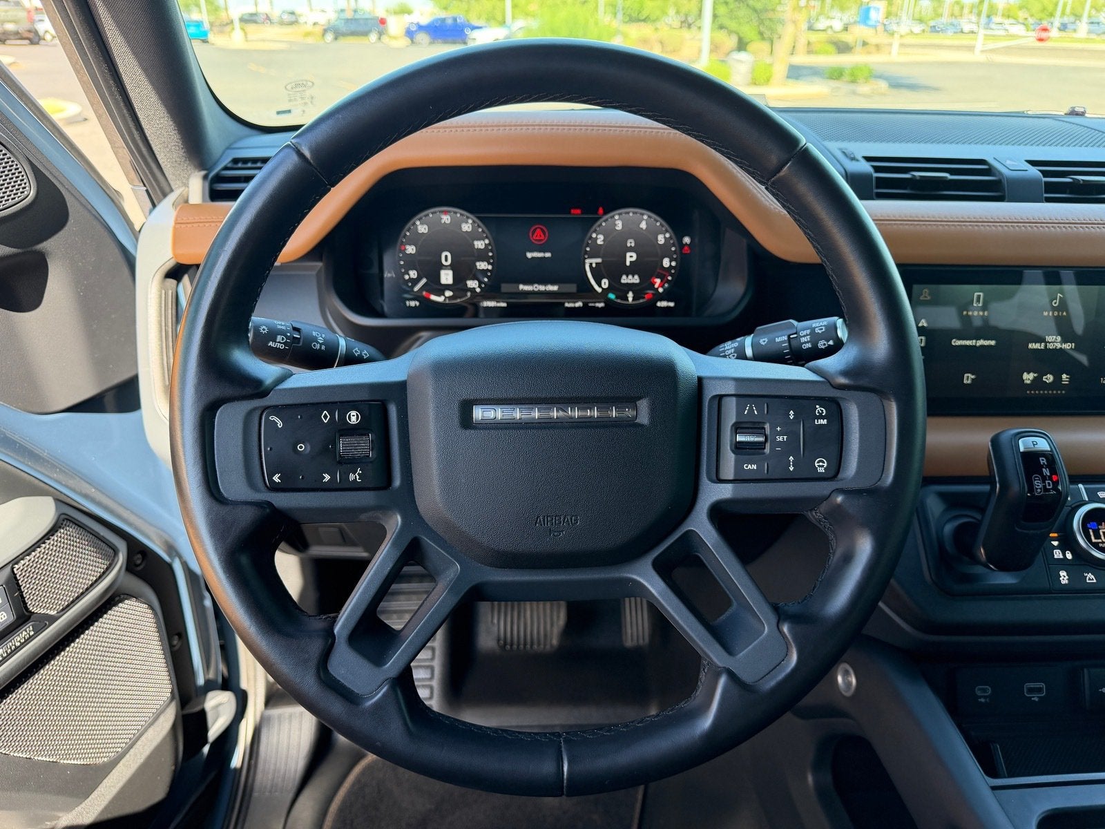 2024 Land Rover Defender X-Dynamic SE