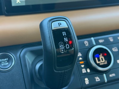 2024 Land Rover Defender X-Dynamic SE